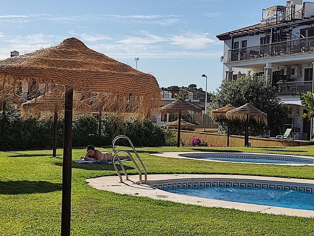 Apartamento Completo Con Piscina Comunitaria Y Patio Exterior Ayamonte Exterior photo